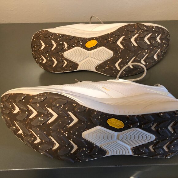 Hoka transport 12D bone main image 5